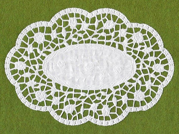 希少 フランス アンティーク レース編み 楕円形ドイリー 楕円形の