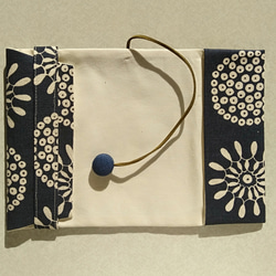 布のブックカバー(藍色） 3枚目の画像