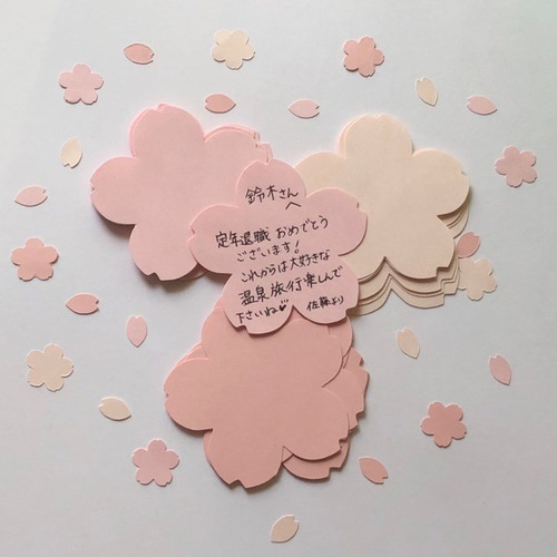 ②『６ｃｍ』桜の花びらコメントカードセット（桜の花びらフレーク付き