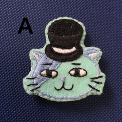 猫ハット男爵刺繍ブローチ 1枚目の画像