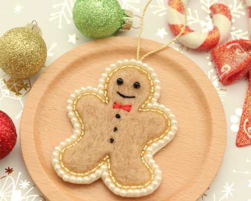 完売品•新品】COACH ジンジャーブレッド マン バッグ チャーム 新品