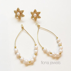 2way matte gold flower hoops 3枚目の画像