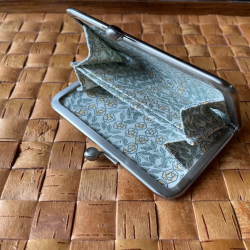 ミナペルホネン アネモネがま口 スリムタイプ 蛇腹 その他ミニ財布