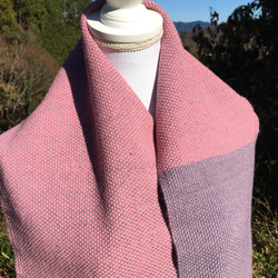 アルパカ100%ピンクと藤色 コチニール染めの手織り商品 2枚目の画像