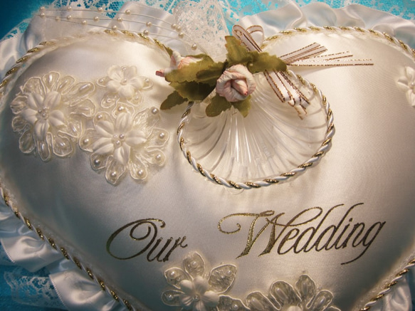 オフホワイトカラー　ハート型リングピロー　Our　Wedding　１０６ 2枚目の画像
