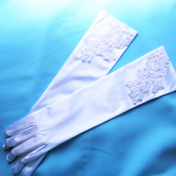 パール刺繡パーツ付【ロンググローブ】ホワイトカラー丈３８ｃｍ 6枚目の画像