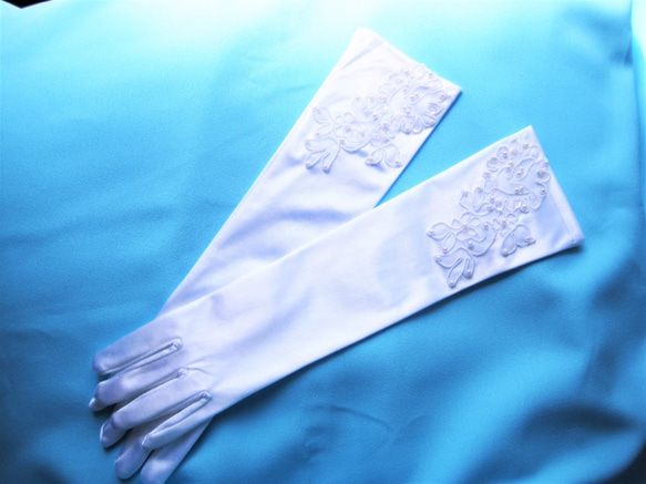 パール刺繡パーツ付【ロンググローブ】ホワイトカラー丈３８ｃｍ 6枚目の画像