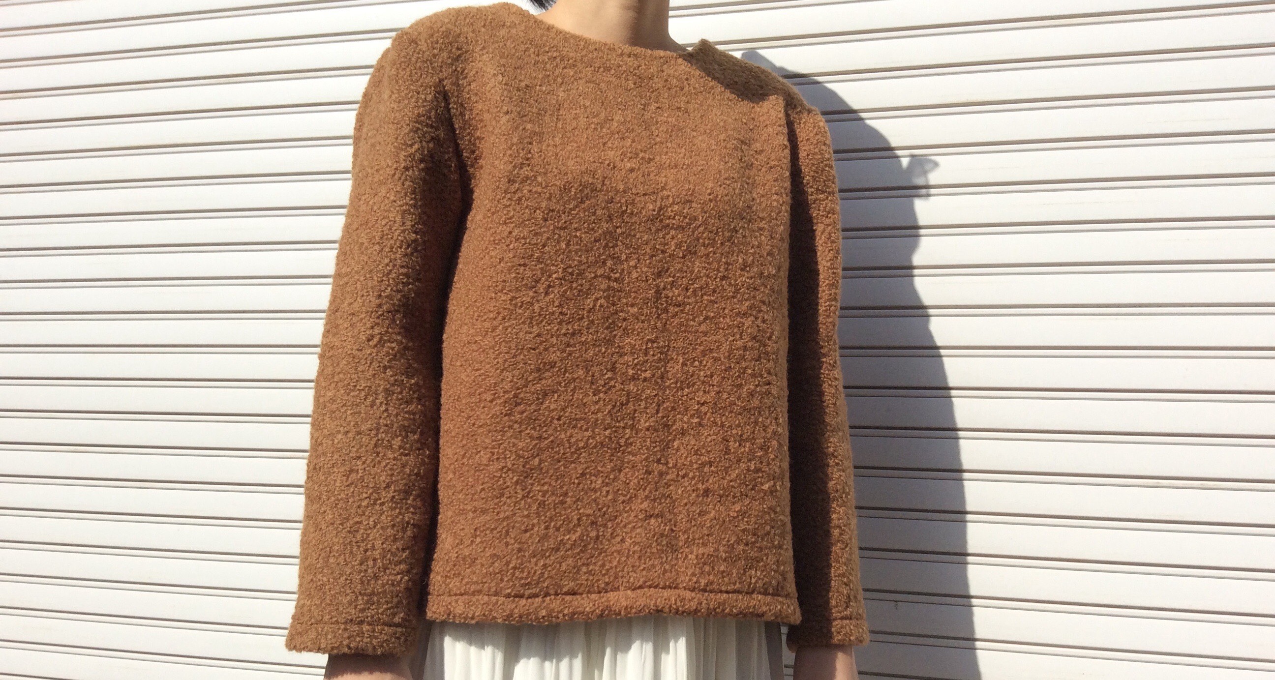 セールウール”冬のモコモコ”体型カバーTブラウス（キャメル・長袖)