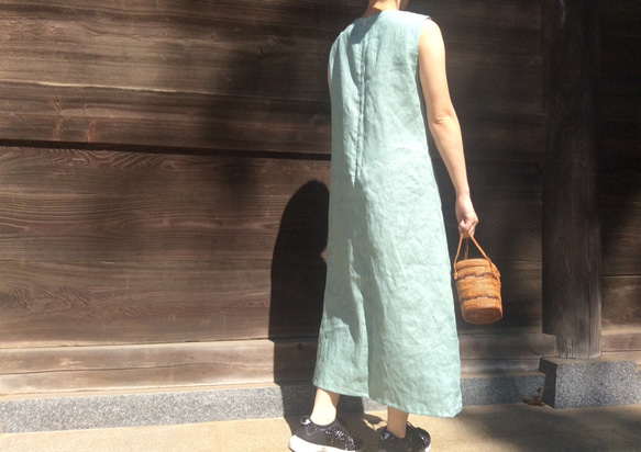セール麻/リネン100％涼しいロングノースリーブワンピース(紺/白/ピンク/黄色/山吹) 4枚目の画像