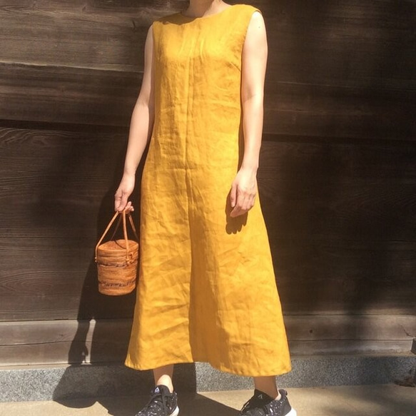 セール麻/リネン100％涼しいロングノースリーブワンピース(紺/白/ピンク/黄色/山吹) 1枚目の画像