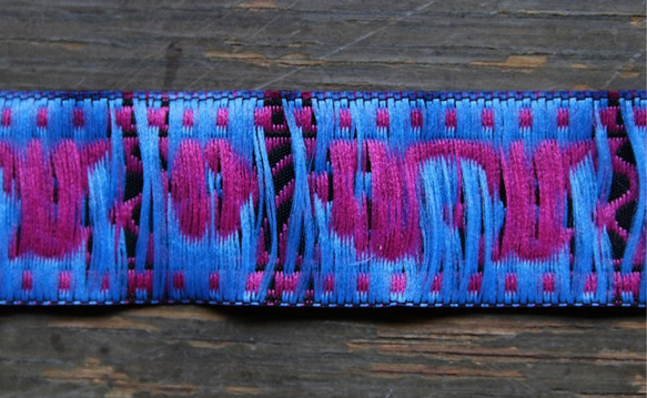 SALE! 残１m インド 刺繍 リボン：ピンク＆ブルー 花 1m単位（IRL54） 3枚目の画像