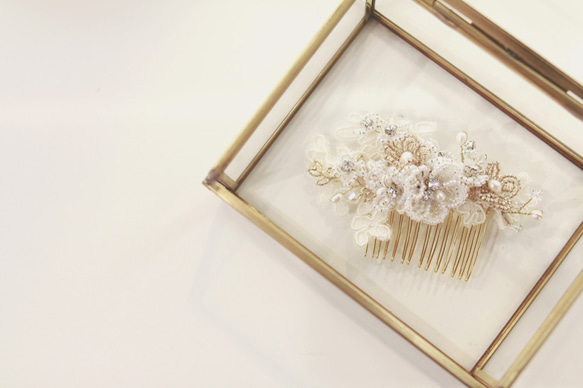 Vintage Lace x Beads Flower bridal headpiece 復古蕾絲串珠花型頭飾 第1張的照片