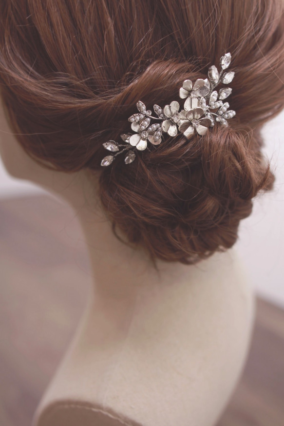 Bridal Headpiece, Rhinestone Haircomb, Flower headpiece,婚紗頭飾 第2張的照片