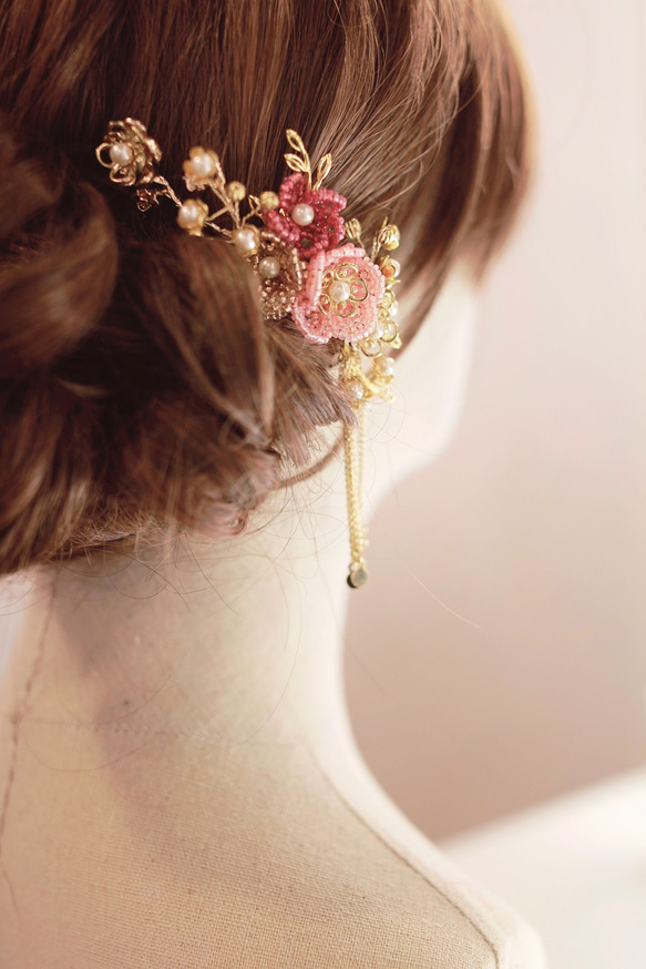 Handmade Beads Bridal Headpiece 華麗新娘中式頭飾 - 串珠花型款 (一套3件) 第4張的照片