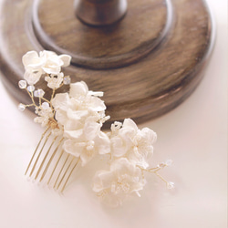 Bridal Haircomb, Swarovski Fascinator,White Headpiece,新娘花飾 第2張的照片