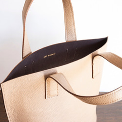 エンボスシュリンク レザー トートバッグ レディース ミニトートバッグ フォーマル 小さめ ベージュ ak-54ks 7枚目の画像