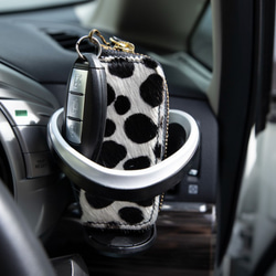 日本製　手触りのいいハラコ素材で作った　4連キーケース　牛毛皮　スマートキー　ダルメシアン　apo-16nch 8枚目の画像