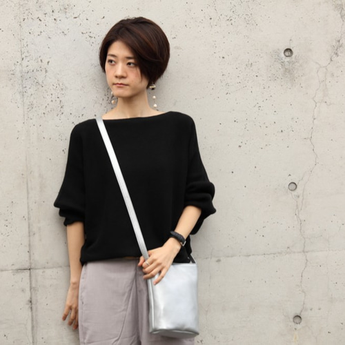 バケツ型 ショルダーバッグ 本革 シュリンクレザー レディース