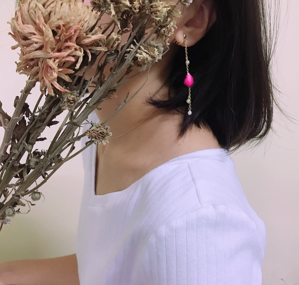 薔薇花瓣 手工刺繡耳環 第3張的照片
