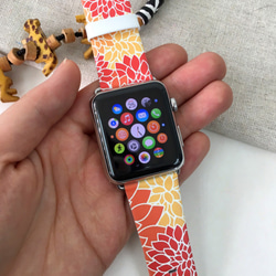 赤橙色の花の - 交換可能なりんごアップルストラップウォッチシリーズ1＆シリーズ2レザーの時計ストラップ 3枚目の画像