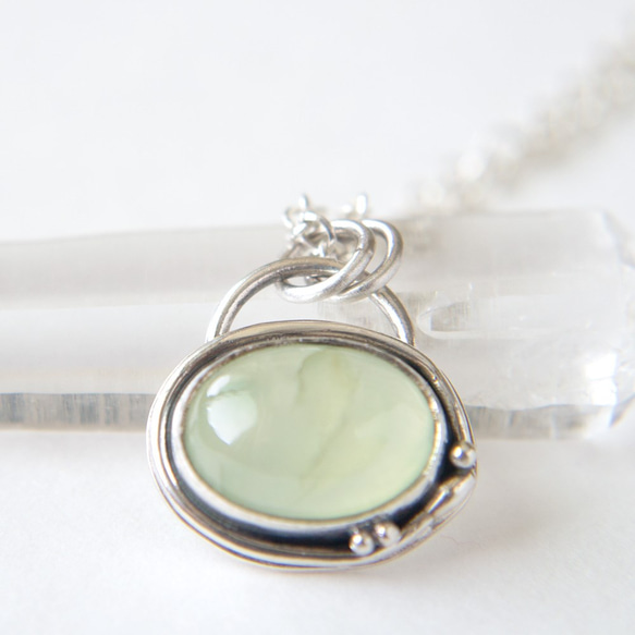 葡萄石純銀墬子 Prehnite silver pendant 第2張的照片