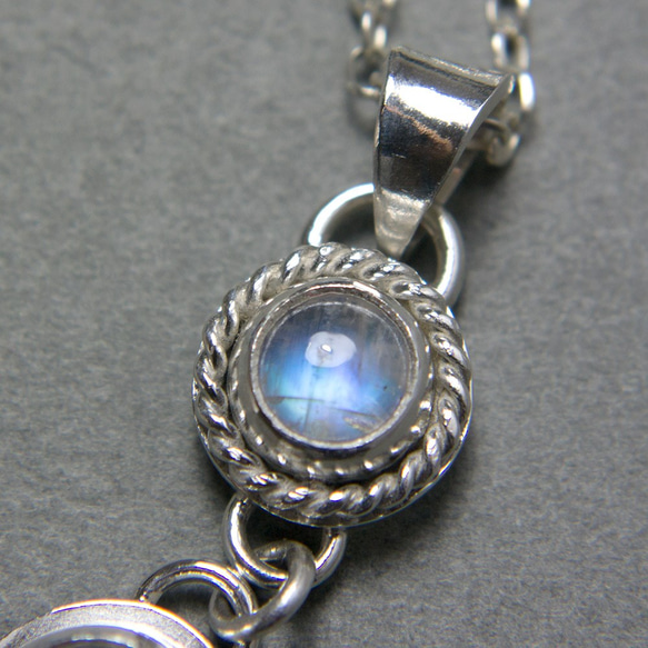 月光石純銀墬子 Rainbow moonstone silver pendant 第2張的照片