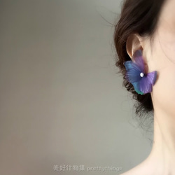 蝴蝶薄紗耳環一對&水鑽925銀耳針式 （可改天然淡水珍珠螺旋夾式）pierced or clip-on earring 第2張的照片