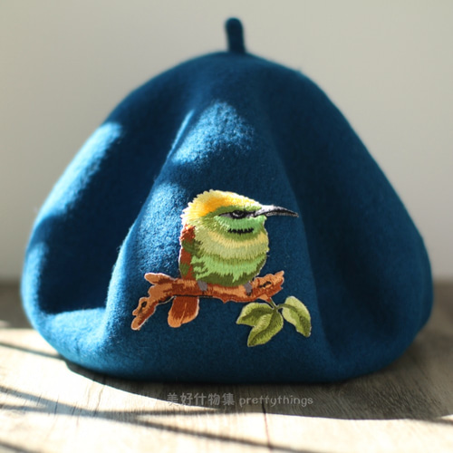鳥刺繍ベレー帽 グラスブルー #ルリブルー 【キャップ色変更可