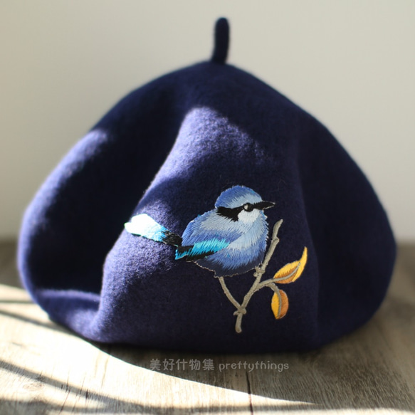 小鳥刺繡貝蕾帽 星空藍#Starry Sky Blue【可改帽色】90%羊毛 貝雷帽/畫家帽/帽子/Beret 第2張的照片