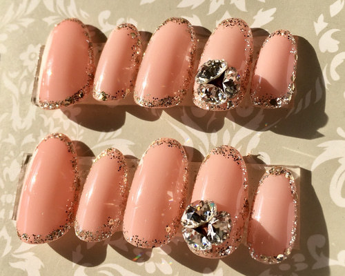 ♡ピンクとスワロのキラキラネイル♡ ネイルチップ　ハンドメイド 0_c477aba9b0c55c14136cb69bb378