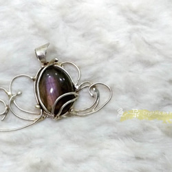 §魚 朵§ 紫拉長石純銀墜 (Purple Labradorite) 第1張的照片