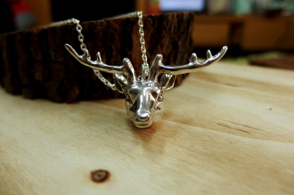 aLittletrip 森林鹿手工訂製925純銀項鍊項鏈 麋鹿 鹿頭 Deer Silver Necklace 第3張的照片