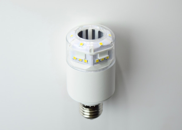高輝度E27円筒形白色LED電球-閉鎖環境での使用向け 3枚目の画像