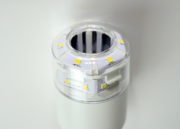 高輝度E27円筒形白色LED電球-閉鎖環境での使用向け 4枚目の画像