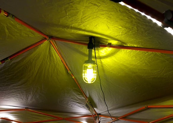 戶外露營吊燈(包含驅蚊蟲燈泡) 第9張的照片