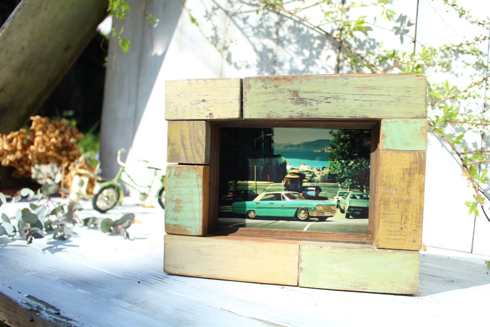 out    ❁ナチュラルシャビーなフォトスタンド❁ out ❁ナチュラルシャビーなフォトスタンド❁