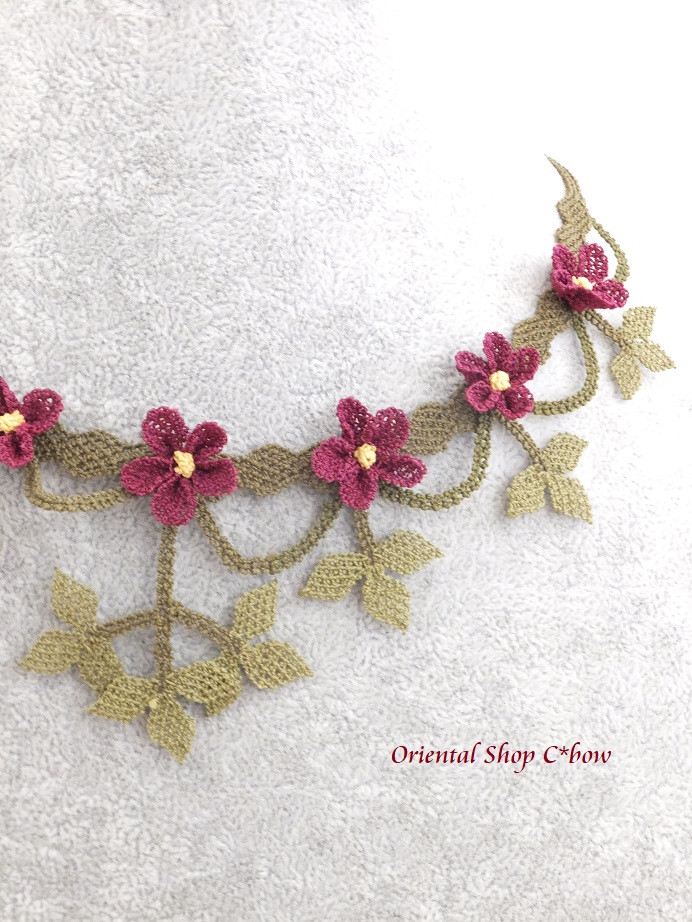 日本発送★シルクイーネオヤネックレス｜小花のウェーブネックレス｜えんじ[2010Bah12070-esma]