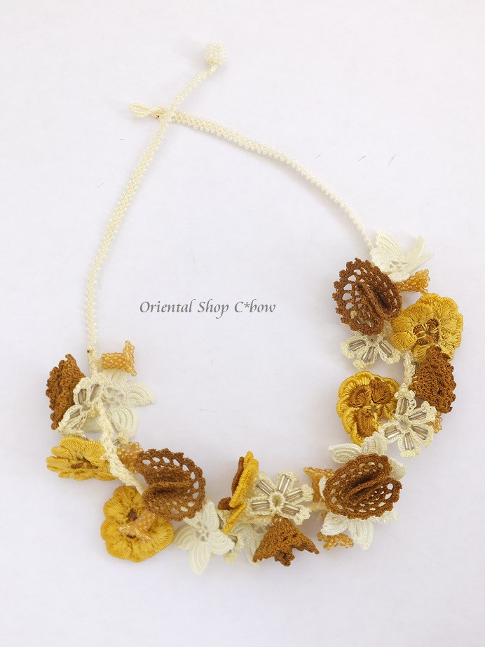 日本発送★軽くて華やか☆お花のふわふわネックレス｜オータム[20211040pz]