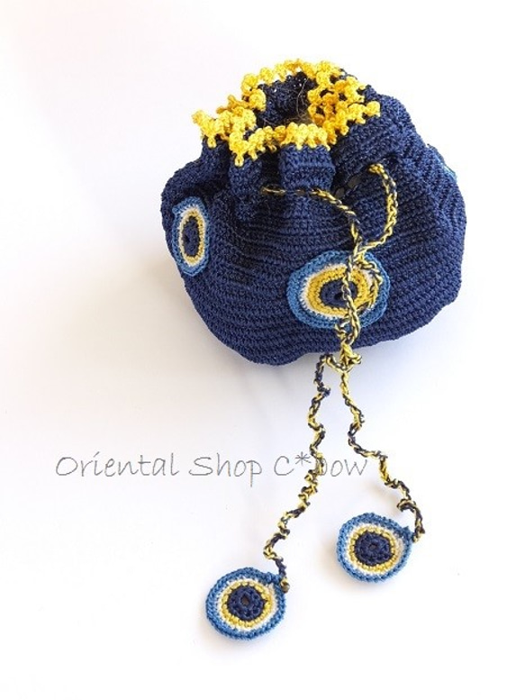 手編みナザルボンジュウのミニ巾着｜濃青×卵 3枚目の画像