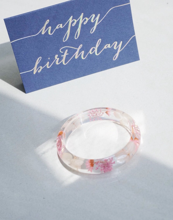 【8折】永生花不凋花水晶透明手環飾品繡球花紫陽花含送禮卡片 第3張的照片