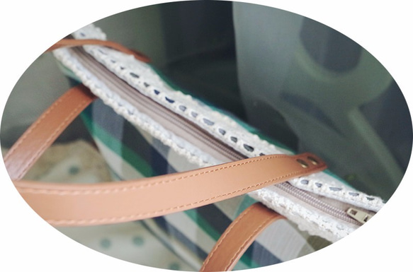 手作りのカシミア刺繍 ハンドバッグ　手提げ 肩掛け レースフォレストレディースショルダーバッグ 3枚目の画像