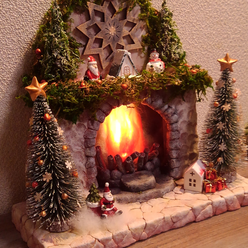 アンティーク　暖炉風　コーナー用❤️クリスマスツリー　直接取りに来られる方限定 ☆クリスマス暖炉☆ スタンドライト・テーブルランプ no-ma 通販