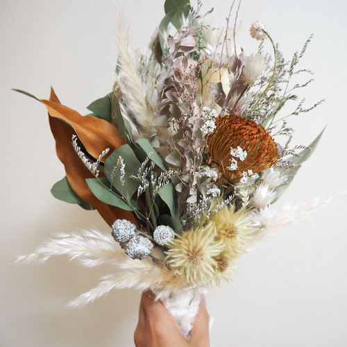 記念日を彩るドライフラワーのミドルブーケ 秋色 ver. ブーケ pitoiro  