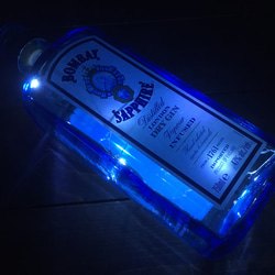 【BOMBAY SAPPHIRE】ボトルランプ　LEDライト　ボンベイサファイア　点滅式 インダストリアル 2枚目の画像