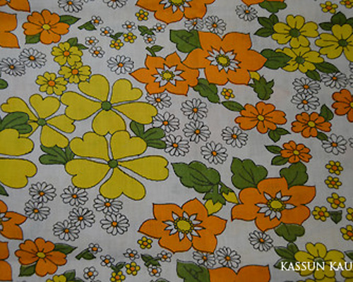 フィンランド レトロ/ヴィンテージ生地 黄オレンジ花柄 138cm×79cm 