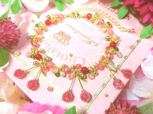 『princess cherry』　小さなさくらんぼのブレスレット 2枚目の画像
