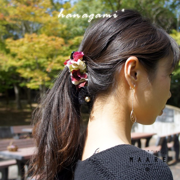 ゆるふわヘアに♡紫陽花と黒レースリボンのバナナクリップ＊レッド&ブルー＊ 3枚目の画像