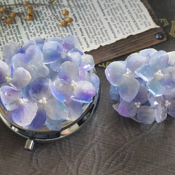 【再販特集】幸せを呼ぶ♡ 本物 紫陽花のブローチ  プリザーブドフラワー ハンドメイド 2枚目の画像