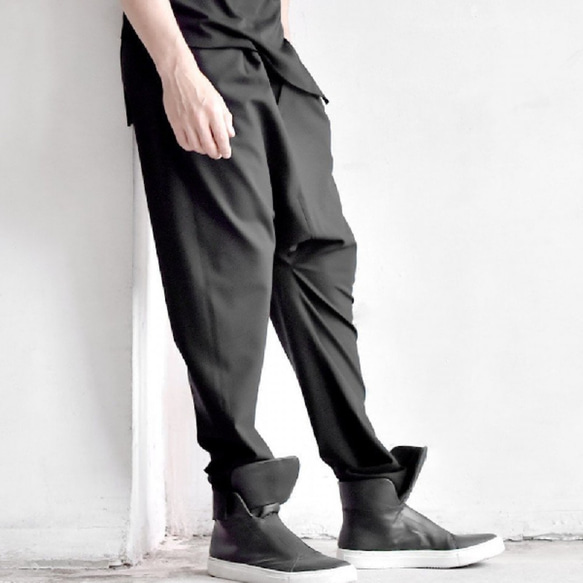 Cold Wool Loose Drop Troch Pants Black [Aakasha Akasha] [可定制尺寸] 第1張的照片