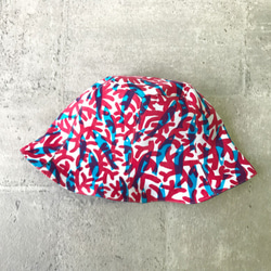 頻果衣櫥~手工雙面漁夫帽-沖繩手工布 紅色珊瑚&魚 第3張的照片